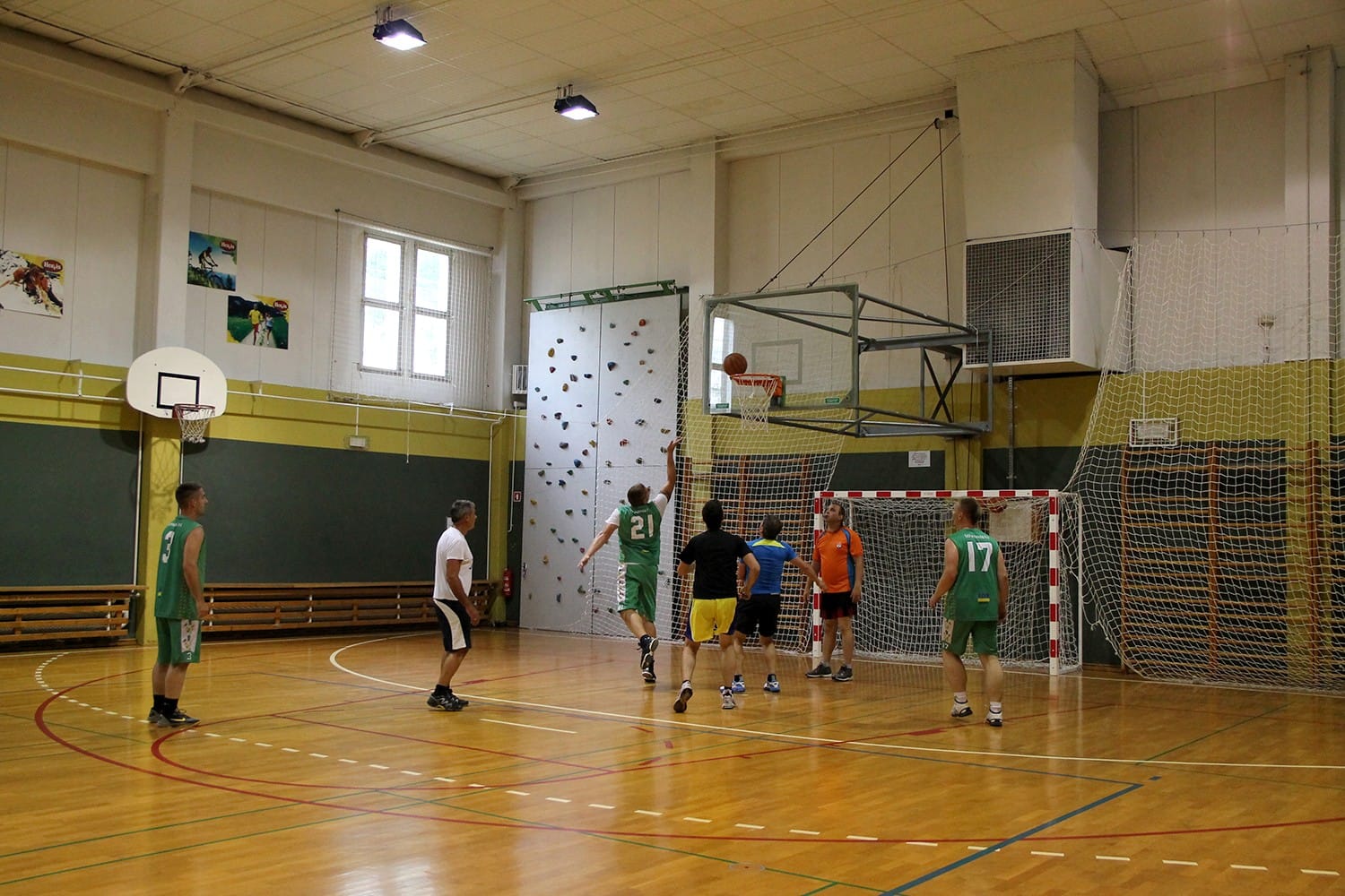 Predlog zakona o športu vodi v birokratizacijo in podržavljanje športa