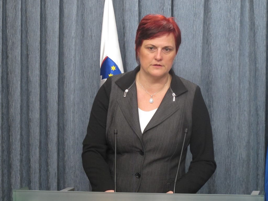 Sistemsko korupcijo v zdravstvu je treba v okviru parlamentarne preiskave podrobno preiskati