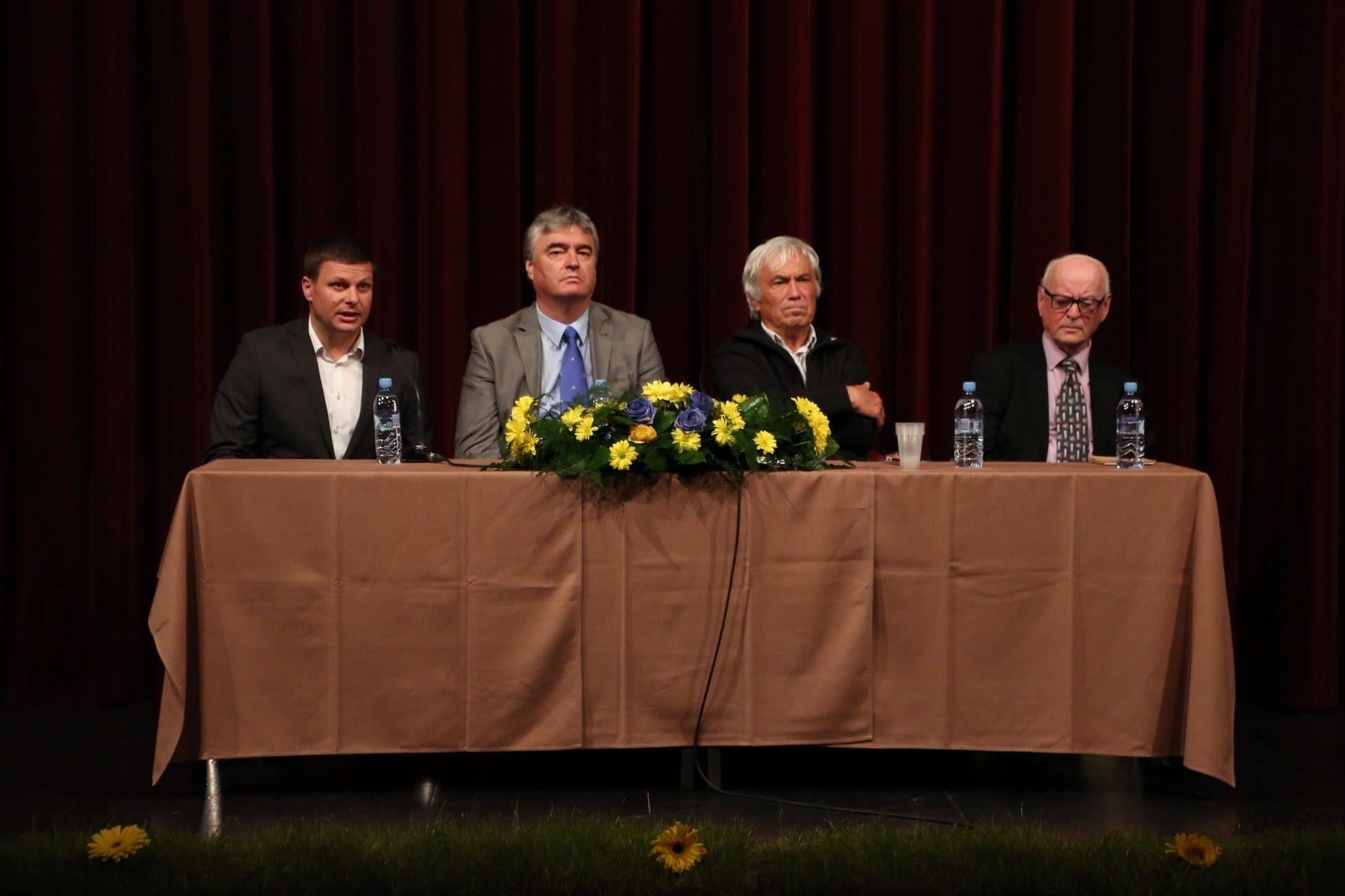 Dr. Milan Zver poslal pobudo predsedniku republike za postavitev ustreznega spomenika Ivanu Cankarju