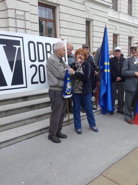Jožica Svete: Skrbi me, ker mnogi mladi ne ločijo partizanstva o totalitarnega komunističnega režima