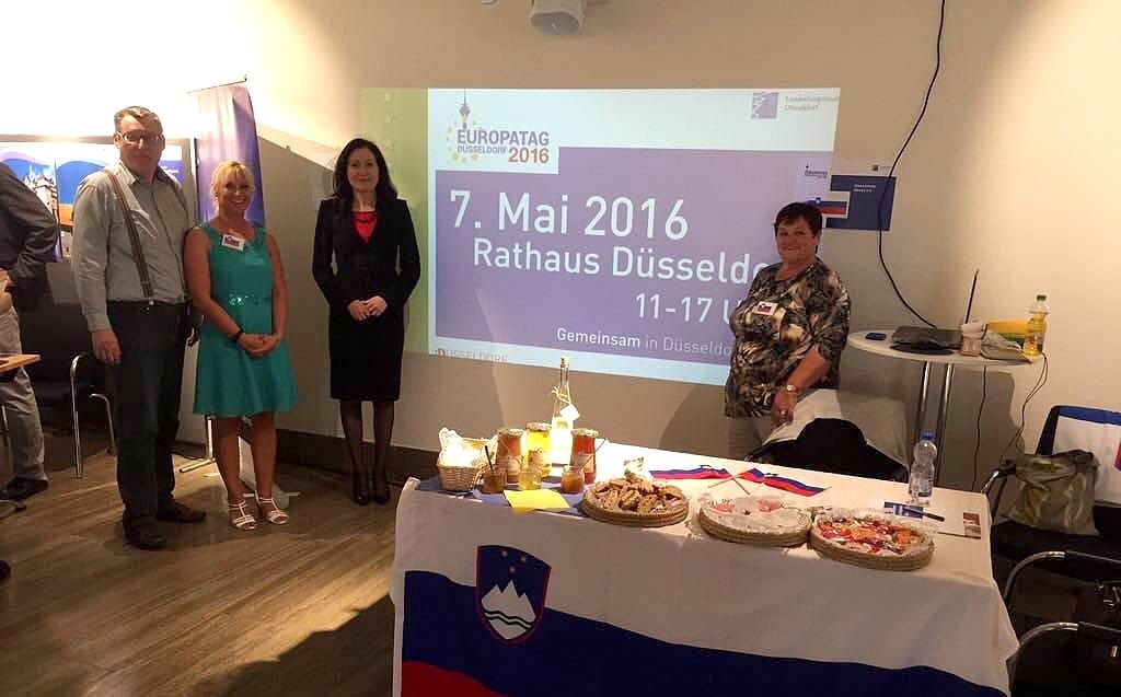 Ob Dnevu Evrope med slovensko skupnostjo v Düsseldorfu