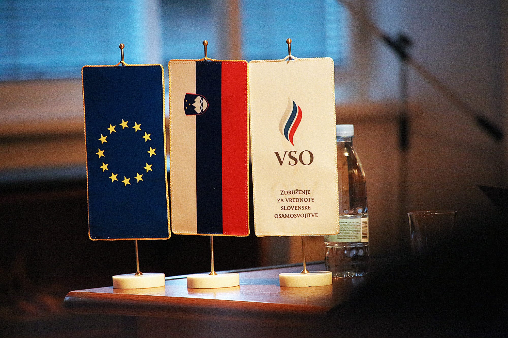 VSO: Totalitarizem s človeškim obrazom
