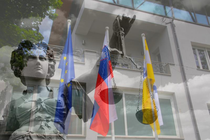 SDS s tožbo zoper državo zaradi plačila odškodnine