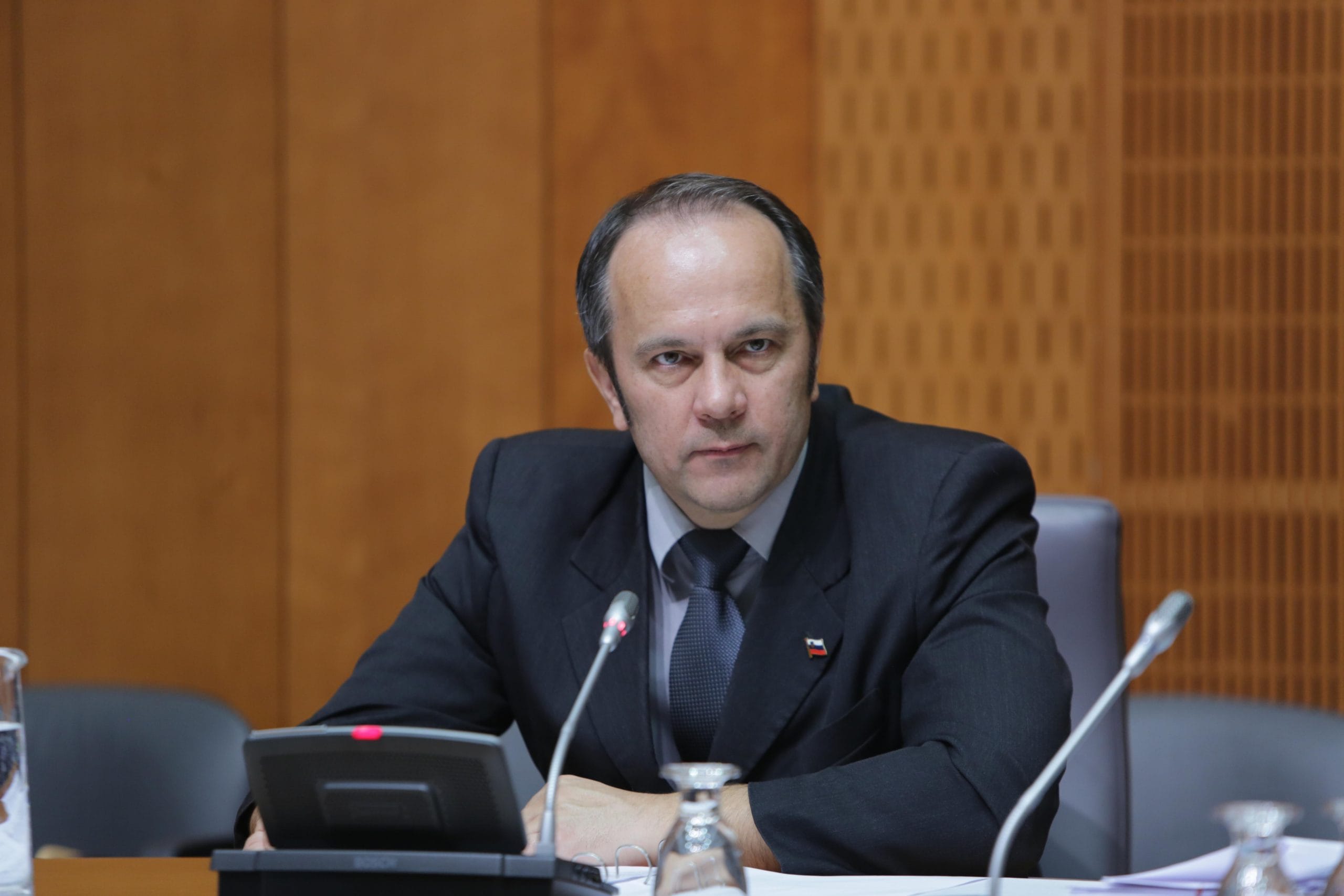 Mag. Branko Grims: Koalicija želi s spremembo volilne zakonodaje maskirati njihovo grobo kršitev človekovih pravic