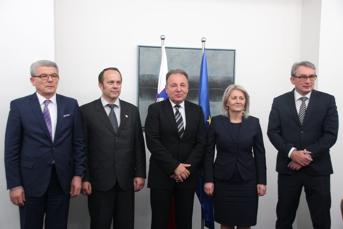 Poslanci SDS sprejeli delegacijo Parlamentarne skupščine Bosne in Hercegovine