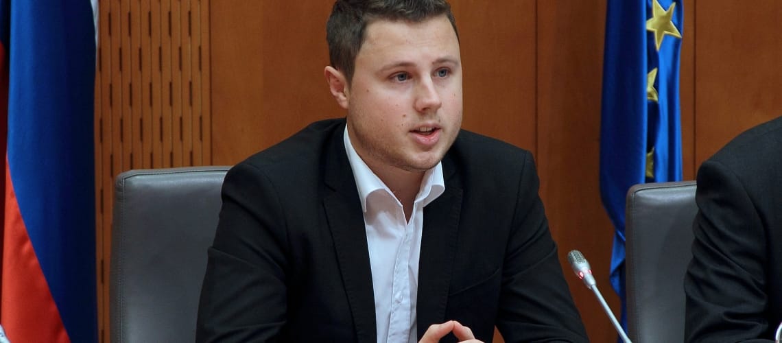 Žan Mahnič: Kaj bo storila Vlada RS, da bo zmanjšala davke za nakup gasilske opreme?