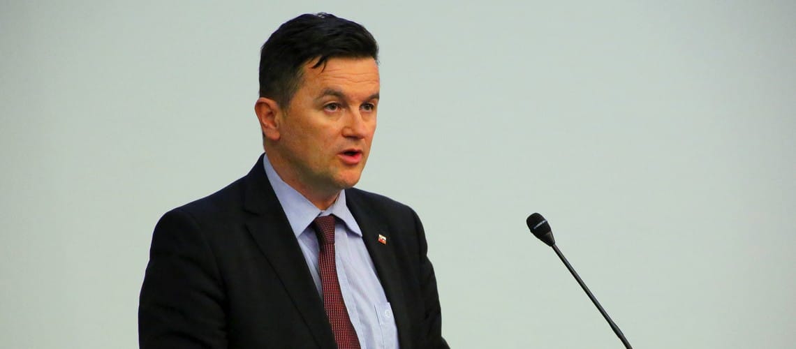 Ekonomskih migracij ne smemo obravnavati po azilnem sistemu
