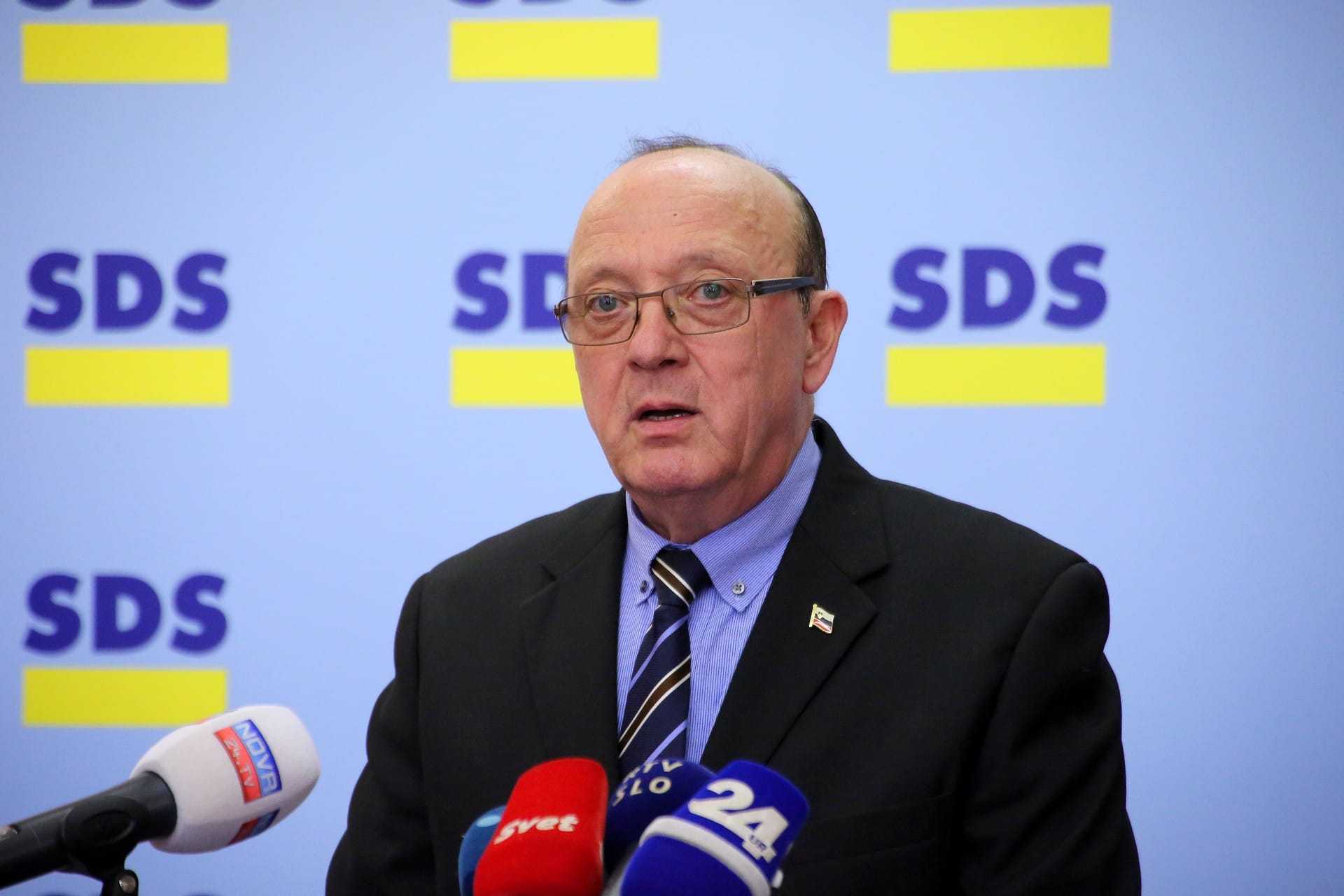 Dr. Vinko Gorenak: Koliko nas stane prosilec za azil - dokazi