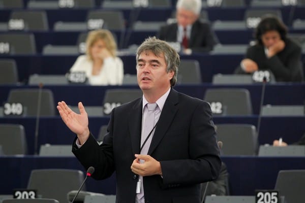 Dr. Milan Zver: Učenje na daljavo je lahko cenejše, dostopnejše in bolj kakovostno