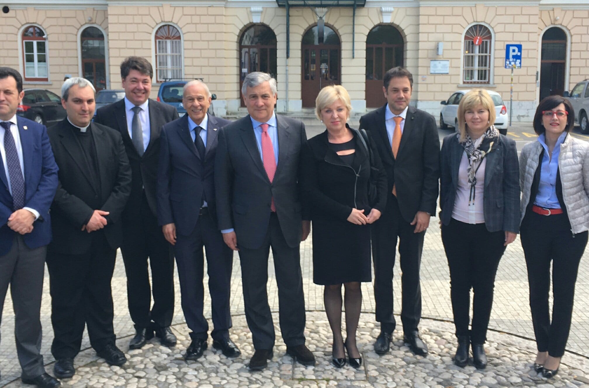 Evropska poslanka Romana Tomc in predsednik Evropskega parlamenta Antonio Tajani v Novi Gorici