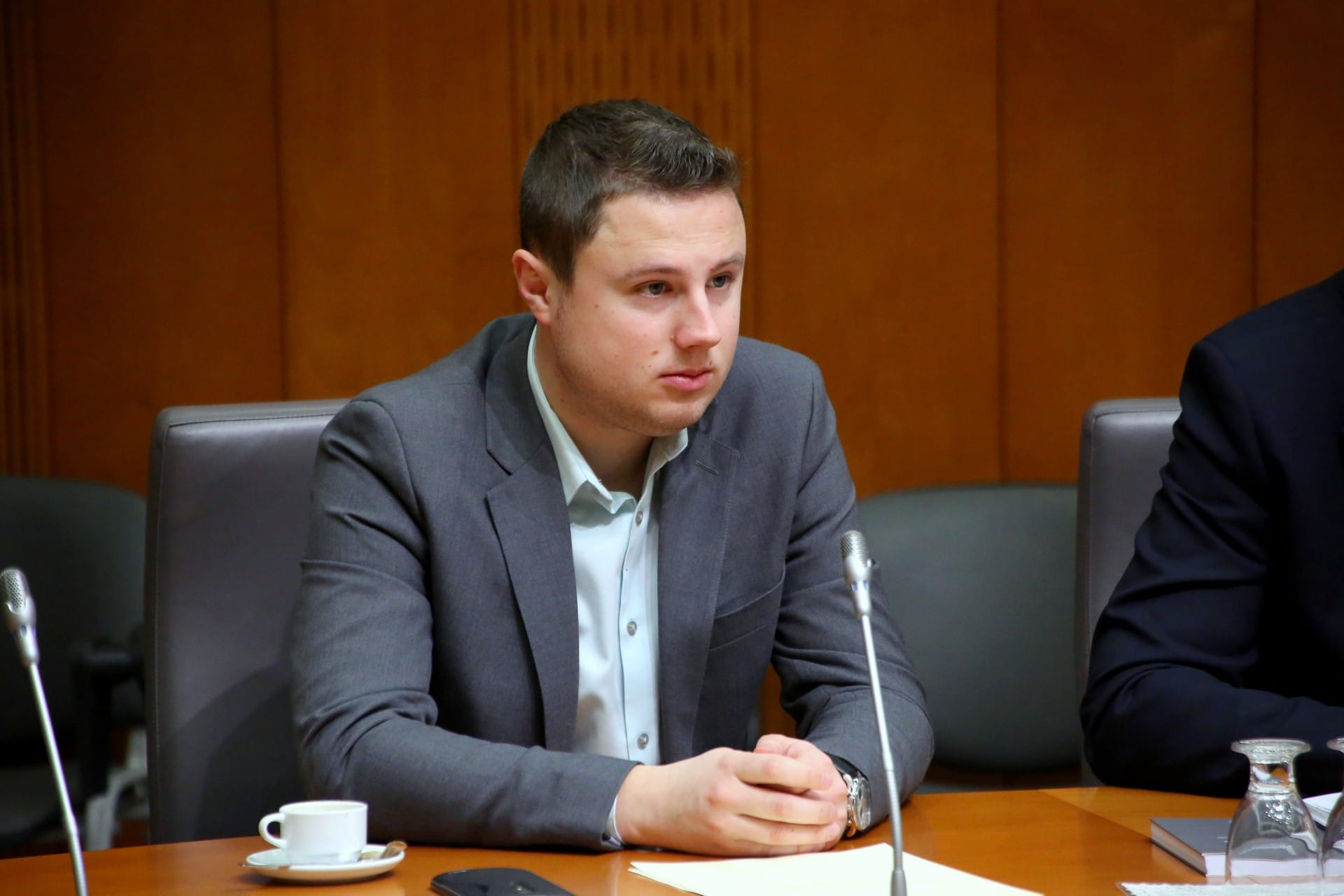 Na seji Odbora za obrambo tudi o onemogočanju državljanskih pravic s strani Ministrstva za obrambo