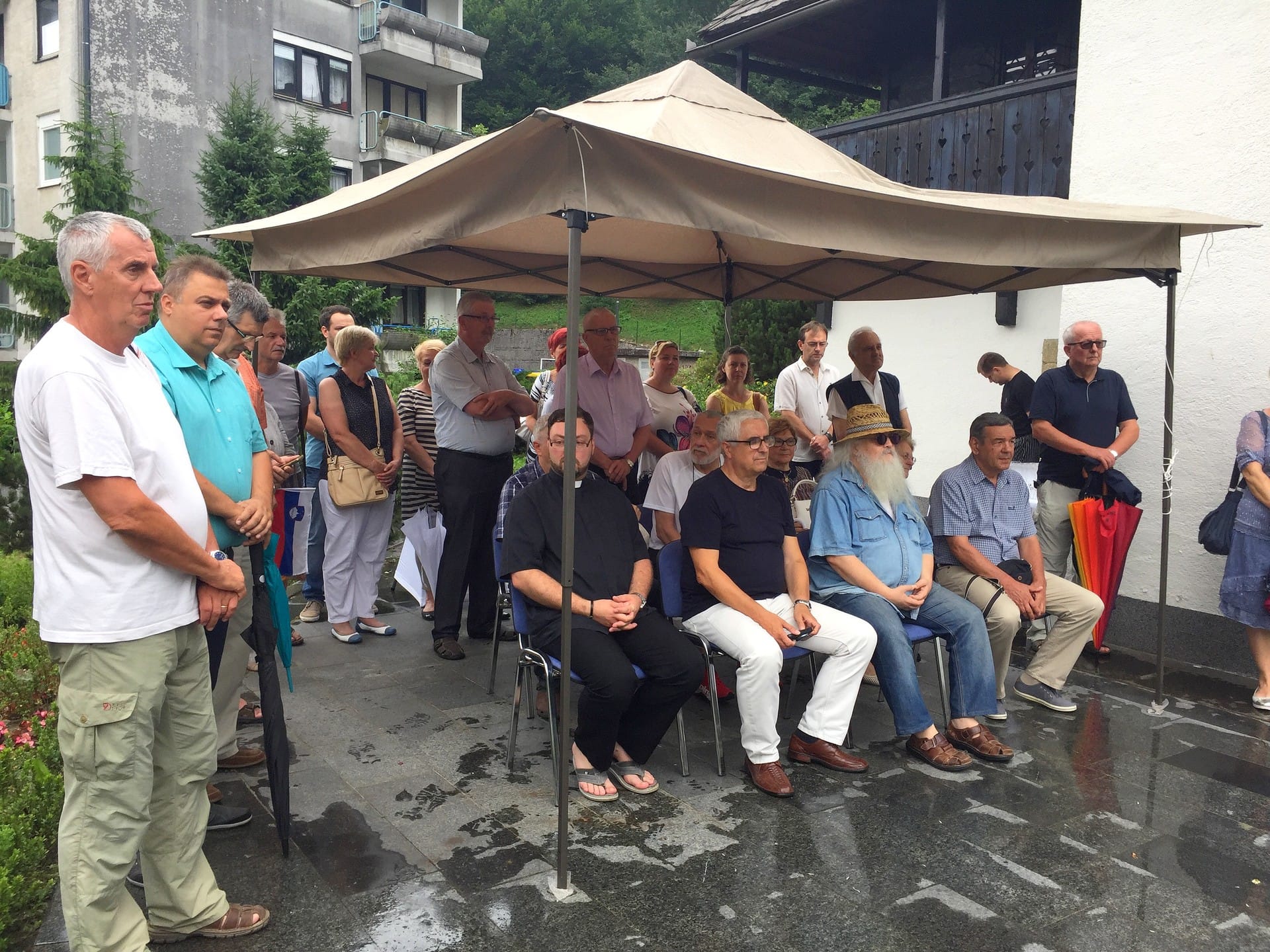 Vztrajati moramo pri odločnosti in pogumu, da ostanemo zvesti naši Sloveniji