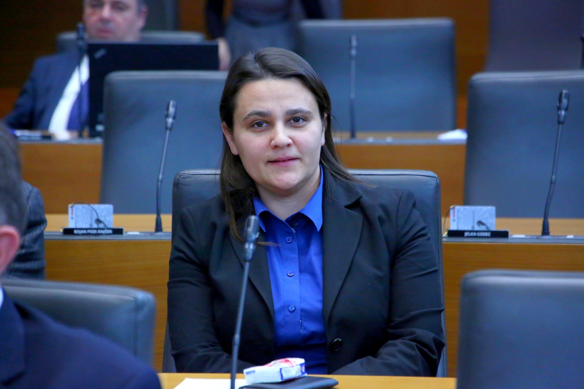 Suzana Lep Šimenko: Kako je mogoče, da delavci za polni delovni čas prejmejo manj kot minimalno plačo?