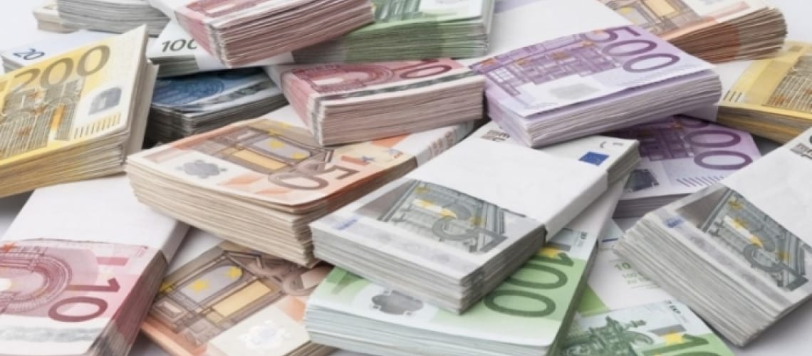 Večina predsedniških kandidatov neodzivnih na vprašanja o minimalni plači v Sloveniji