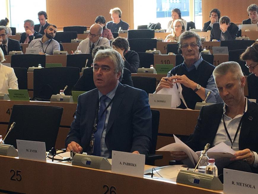 Dr. Milan Zver v Evropskem parlamentu  opozoril na nevarnost financiranja terorizma