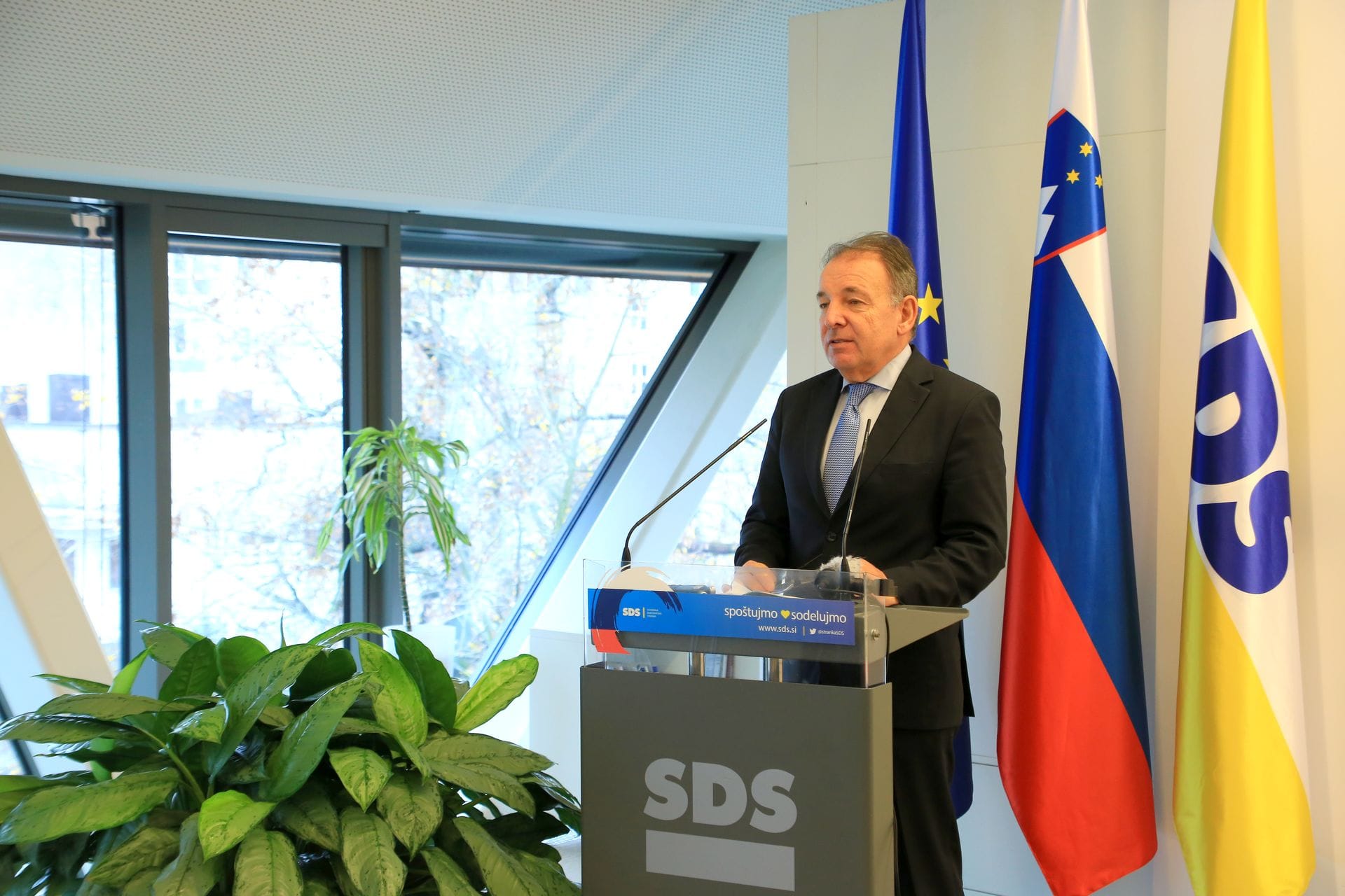 Zavzemamo se za davčno razbremenitev družin, kmetov in podjetnikov