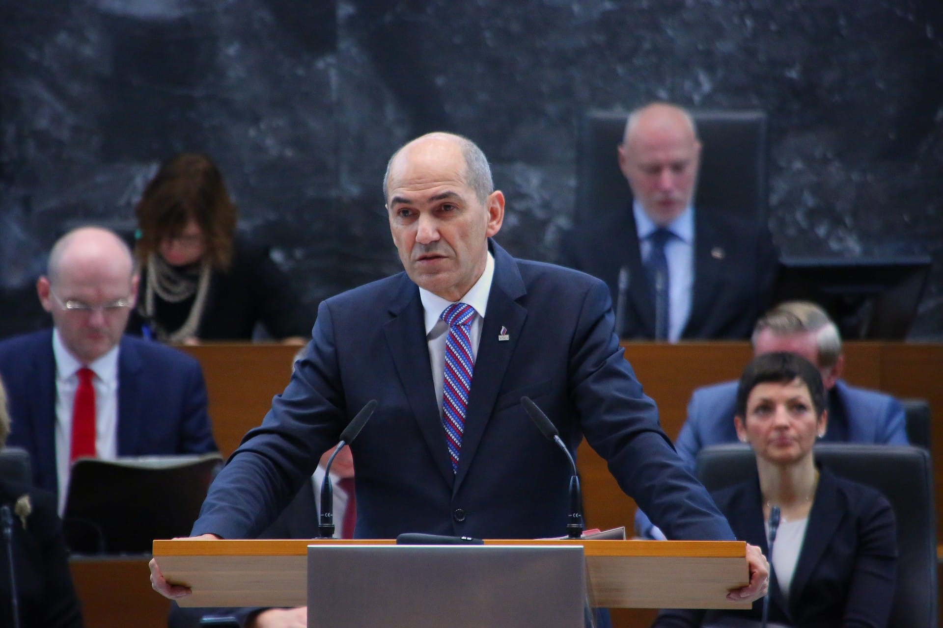 Janez Janša: Slovensko bančništvo je v domeni kroga, ki je bil vzpostavljen daleč pred osamosvojitvijo