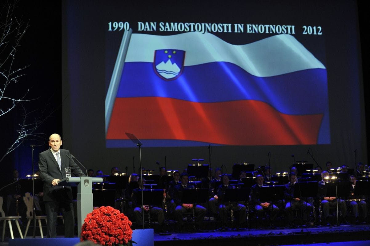 Janez Janša v govoru, ki je po petih letih še bolj aktualen: Moramo se vprašati, kje smo kot družba zgrešili