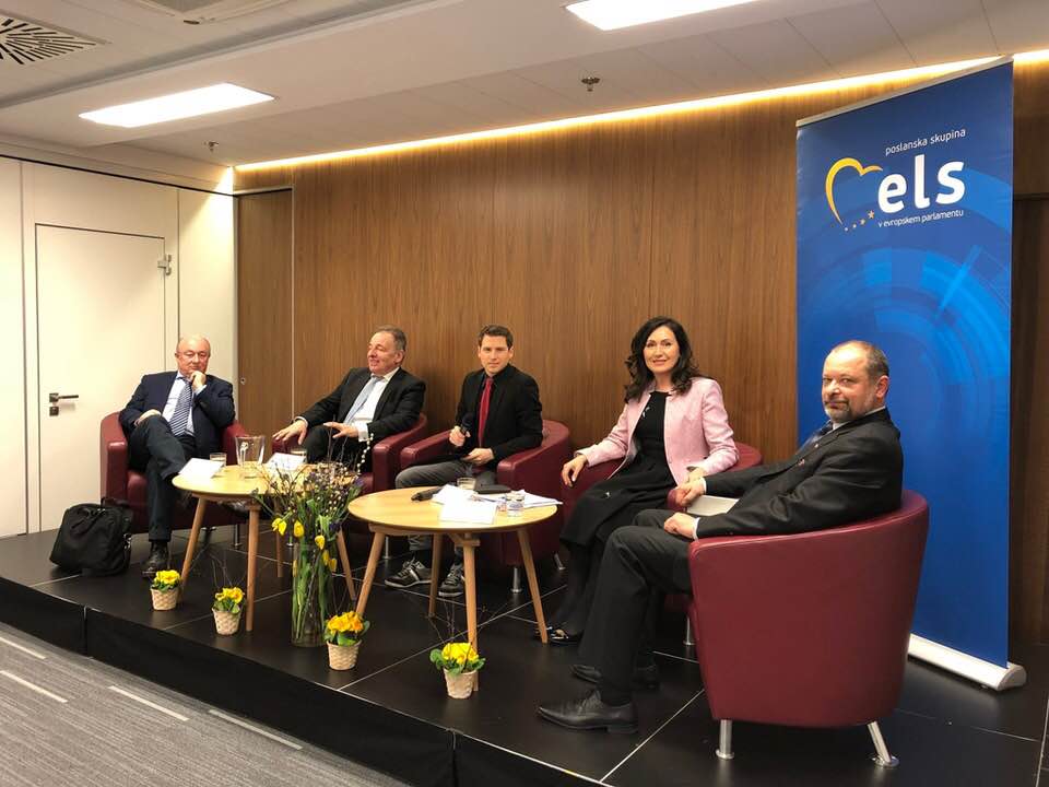 Javna razprava: »Kaj prinaša večletni finančni okvir EU po letu 2020 za Slovenijo?«