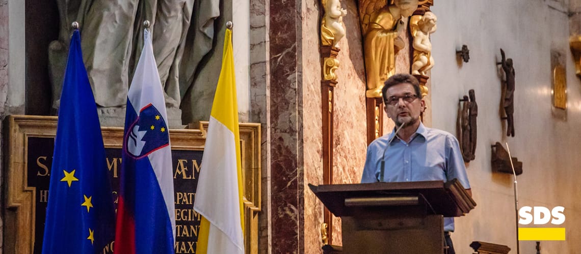 Komunizem še danes zažrt v podzavest ljudi