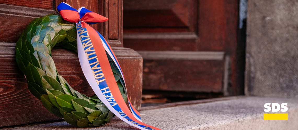 »Cankarjanska« mati v zaporniških celicah