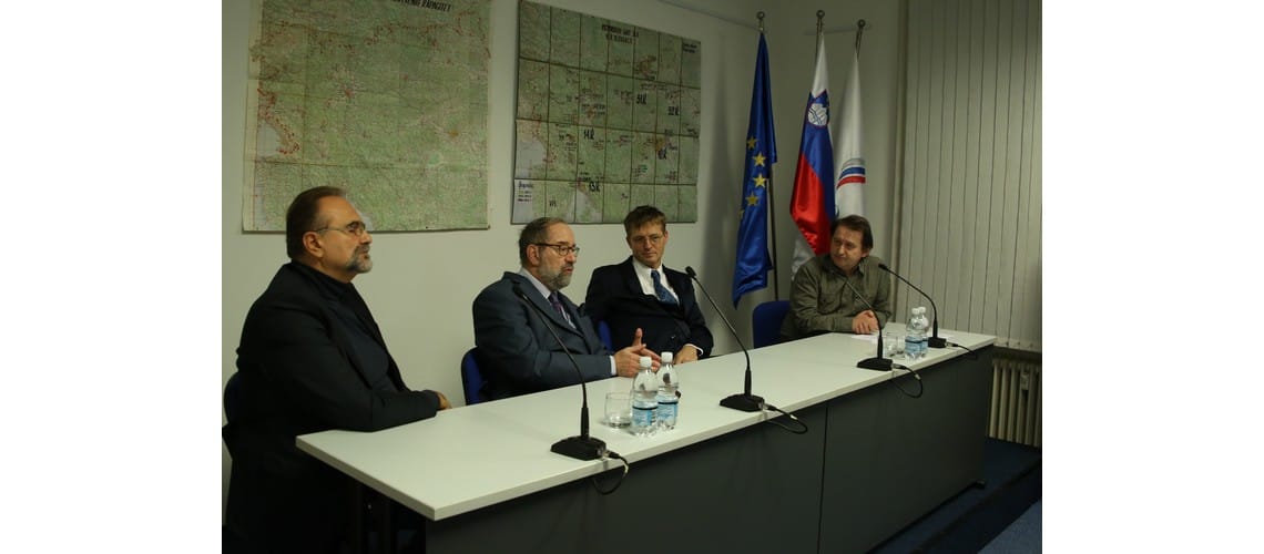 Okrogla miza "Beseda, dialog, komunikacija, strpnost, svoboda govora"