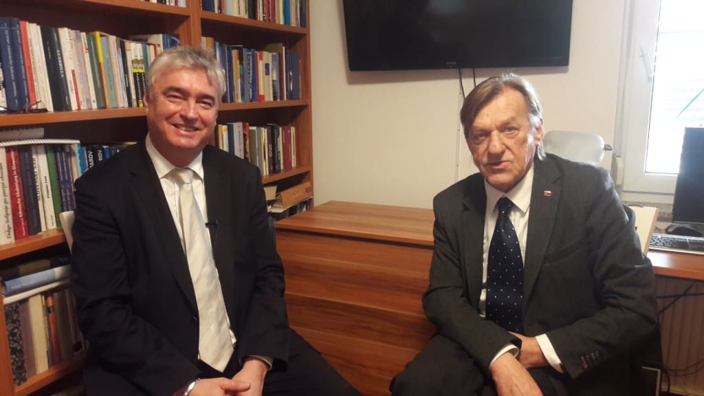Dr. Milan Zver: Nezakonite migracije ne morejo biti temeljna človekova pravica