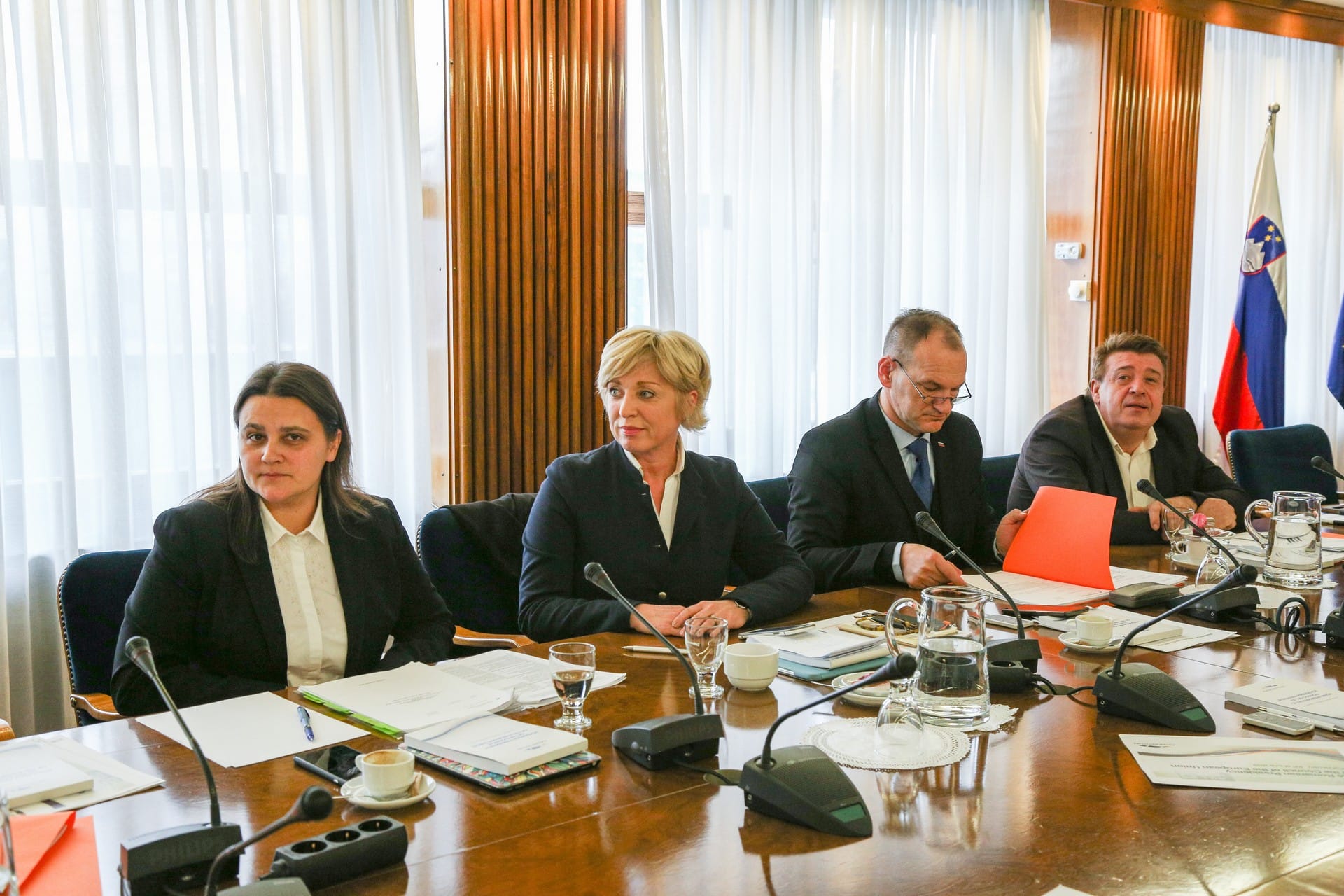 Romana Tomc: Slovenija naj bi v tej finančni perspektivi izgubila 2 milijardi evrov evropskih sredstev