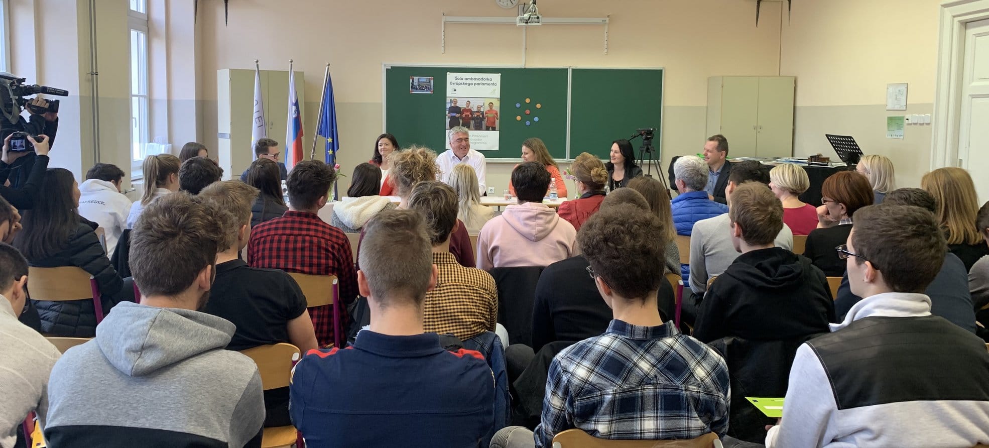 Dr. Milan Zver: Mladi si preko programa Erasmus+ pridobijo nove kompetence in veščine