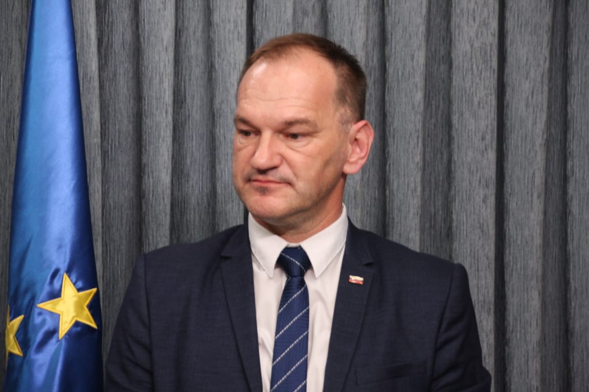 Poslanske skupine predlagamo lažjo pridobitev dovoljenja za vožnjo manjših gasilskih vozil