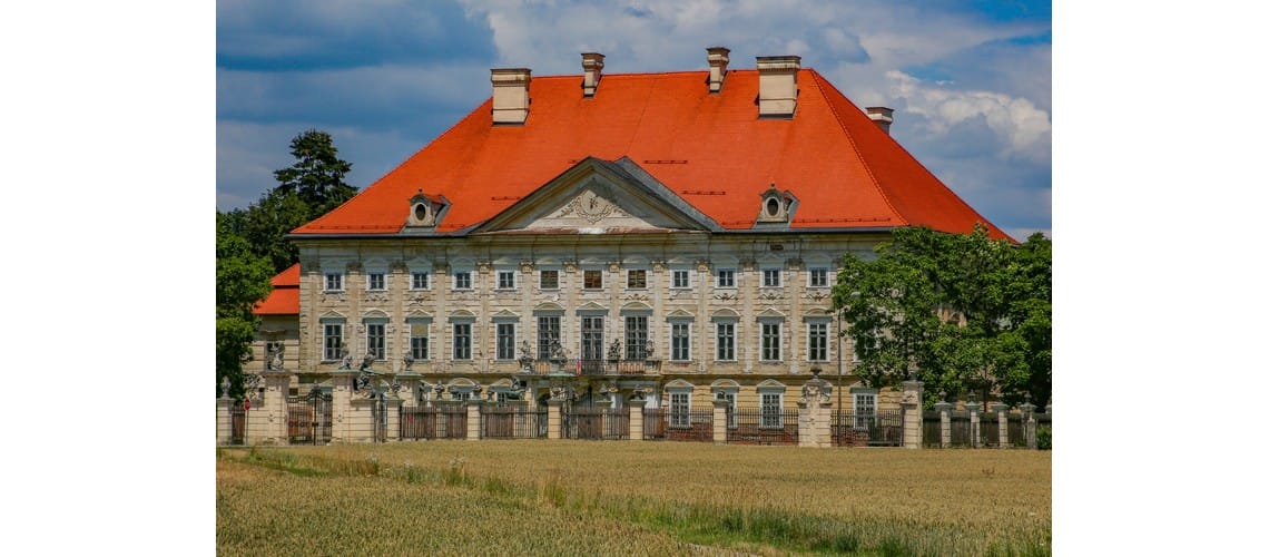 Država bi za obnovo kulturnih spomenikov morala pridobiti več denarja iz EU