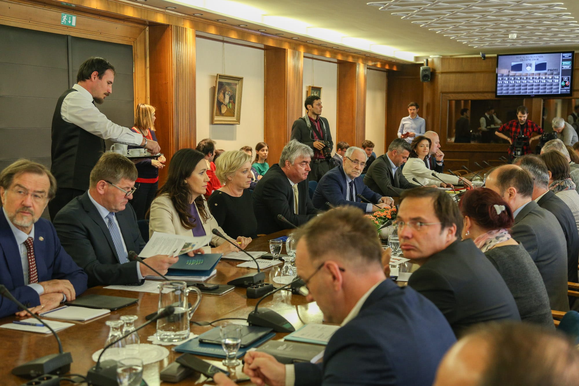 Poslanci iz vrst SDS so v Evropskem parlamentu delovali za dobrobit Slovenk in Slovencev ter Slovenije