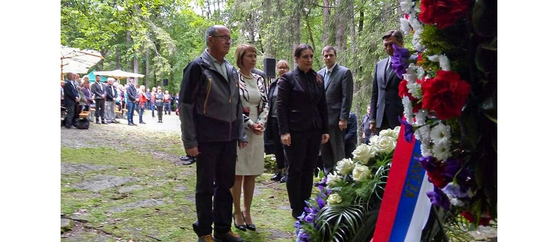 Maša za žrtve revolucionarnega nasilja v Kočevskem rogu