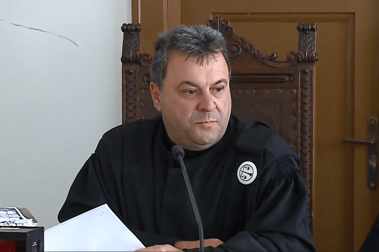 Sodnik Zvjezdan Radonjić se je odzval na sklep: Sodni svet je politični komisariat!