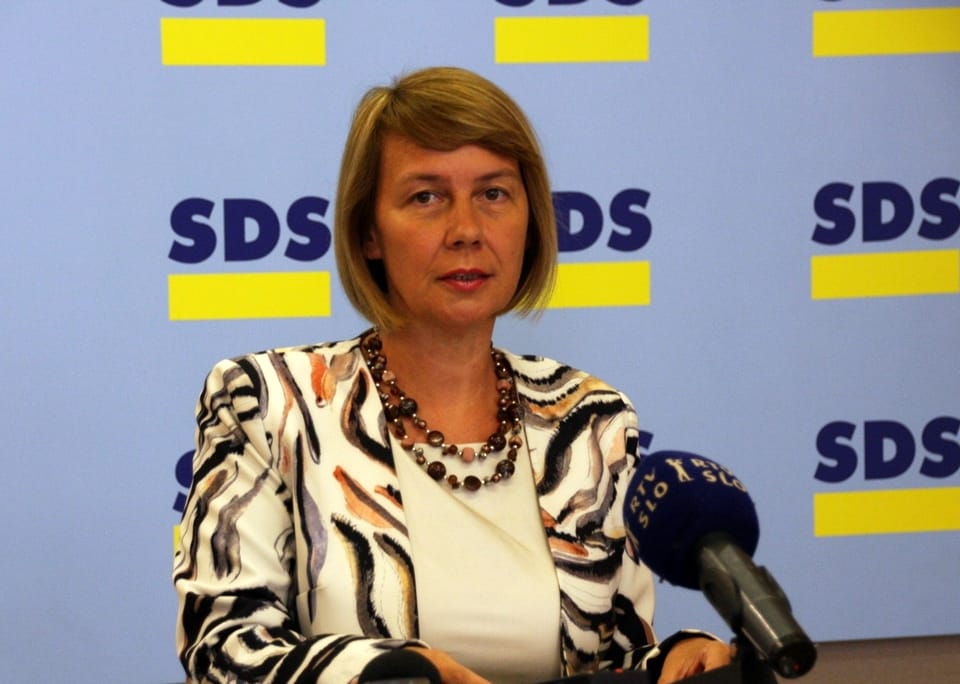 Alenka Jeraj: Zaradi škodljivih ravnanj Milojke Kolar Celarc nam zdravstveni sistem razpada pred očmi