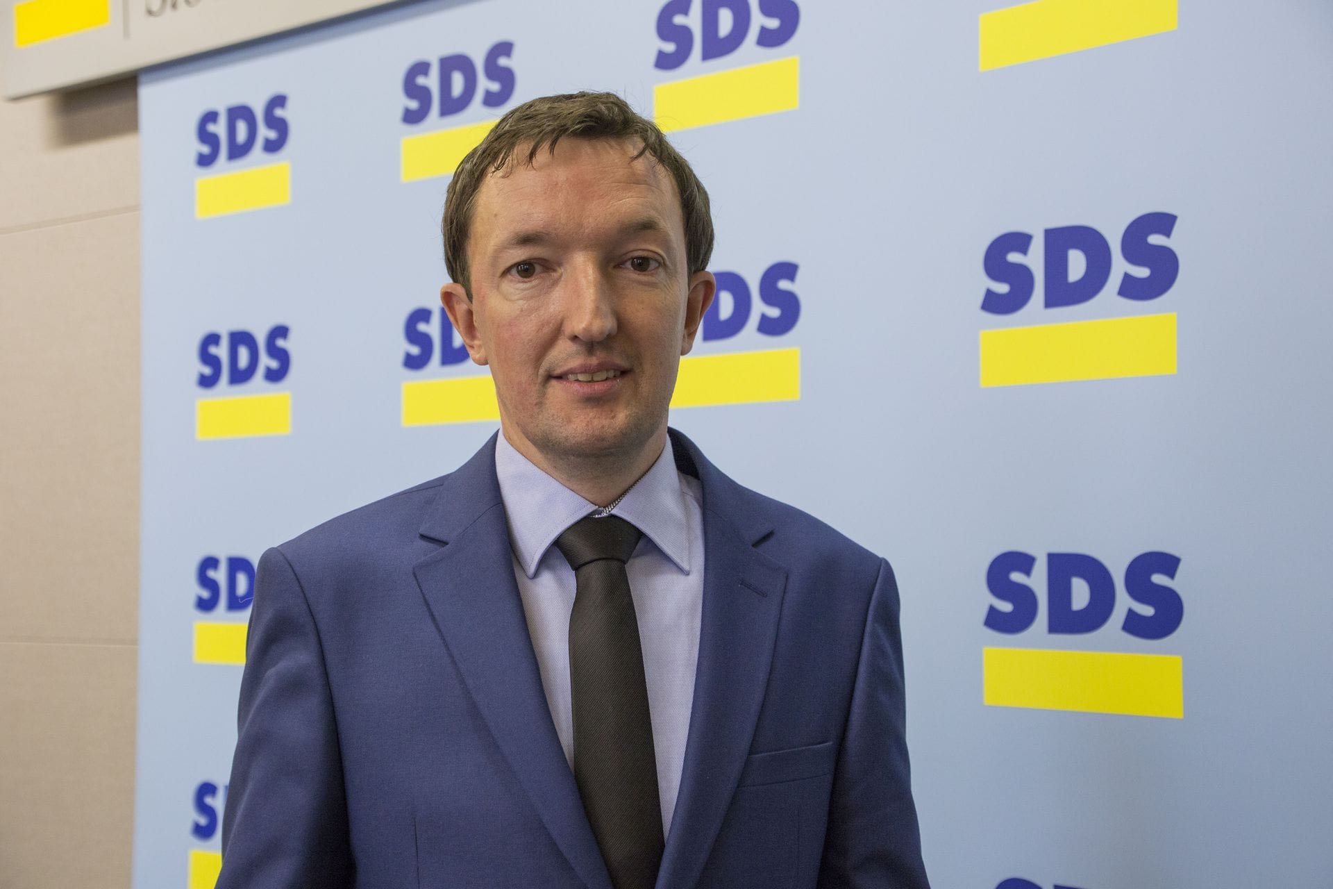 Tomaž Lisec: V katerih javnih zavodih na področju izobraževanja beležijo izgubo?