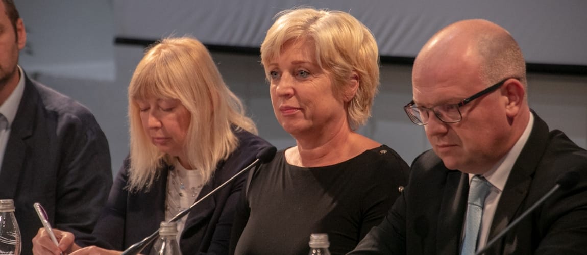 Romana Tomc: Slovenija bi morala počrpati več evropskih sredstev za reševanje izzivov starajoče se družbe