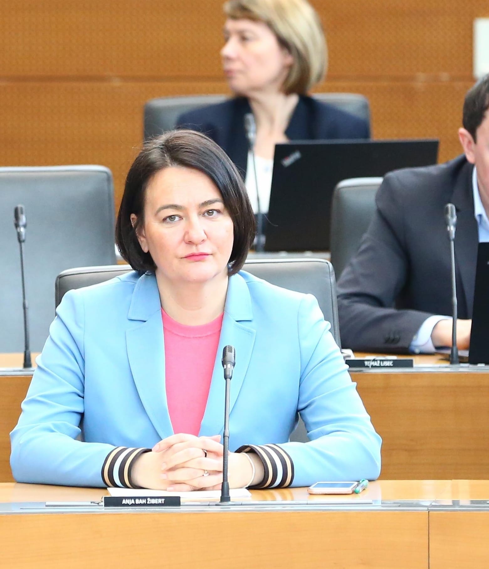Anja Bah Žibert: Je skrb koalicije za upokojence resnična, bodo podprli dvig najnižjih invalidskih pokojnin?