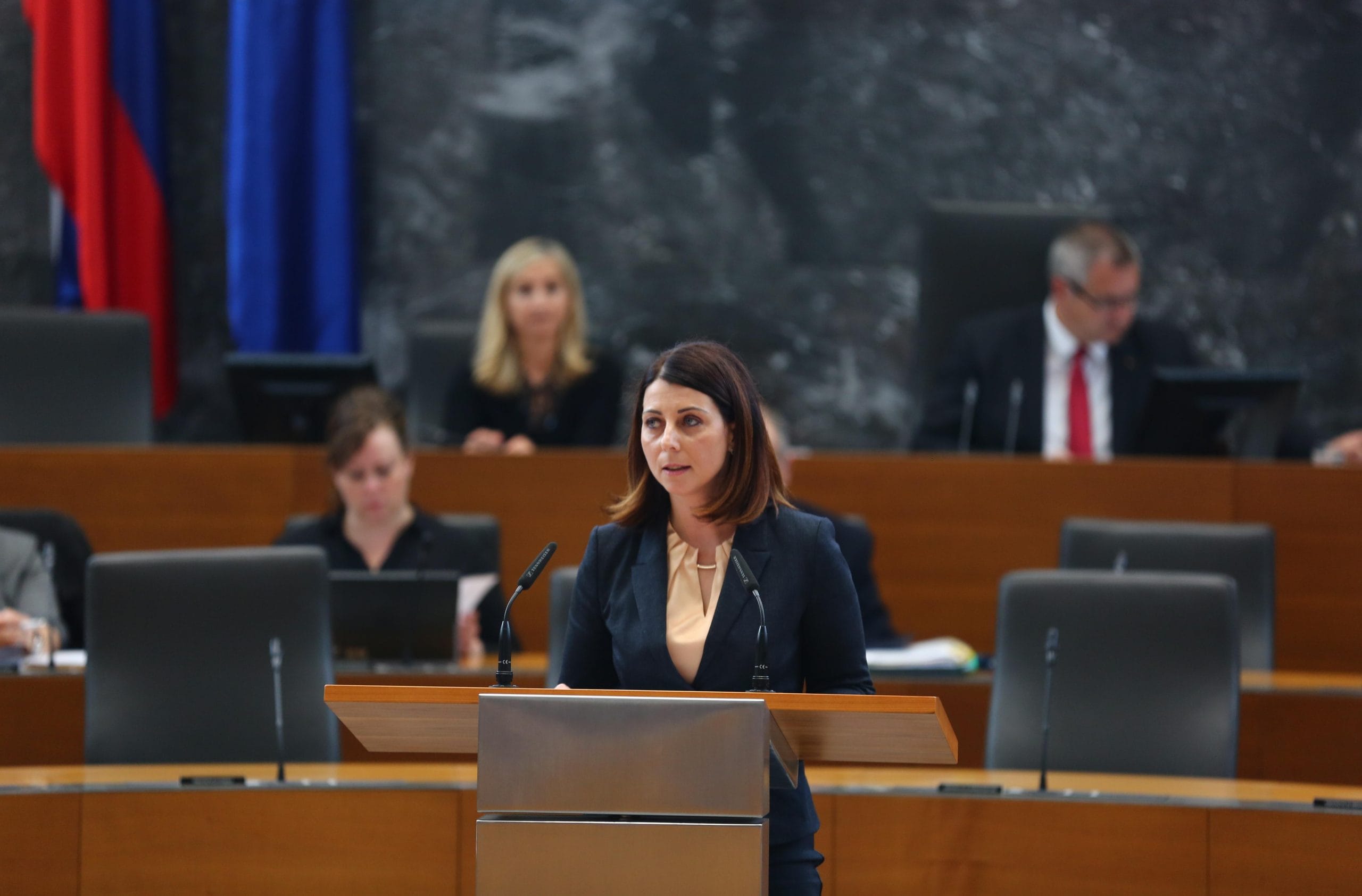 Mag. Karmen Furman: Sistem socialnega varstva v Sloveniji ne deluje