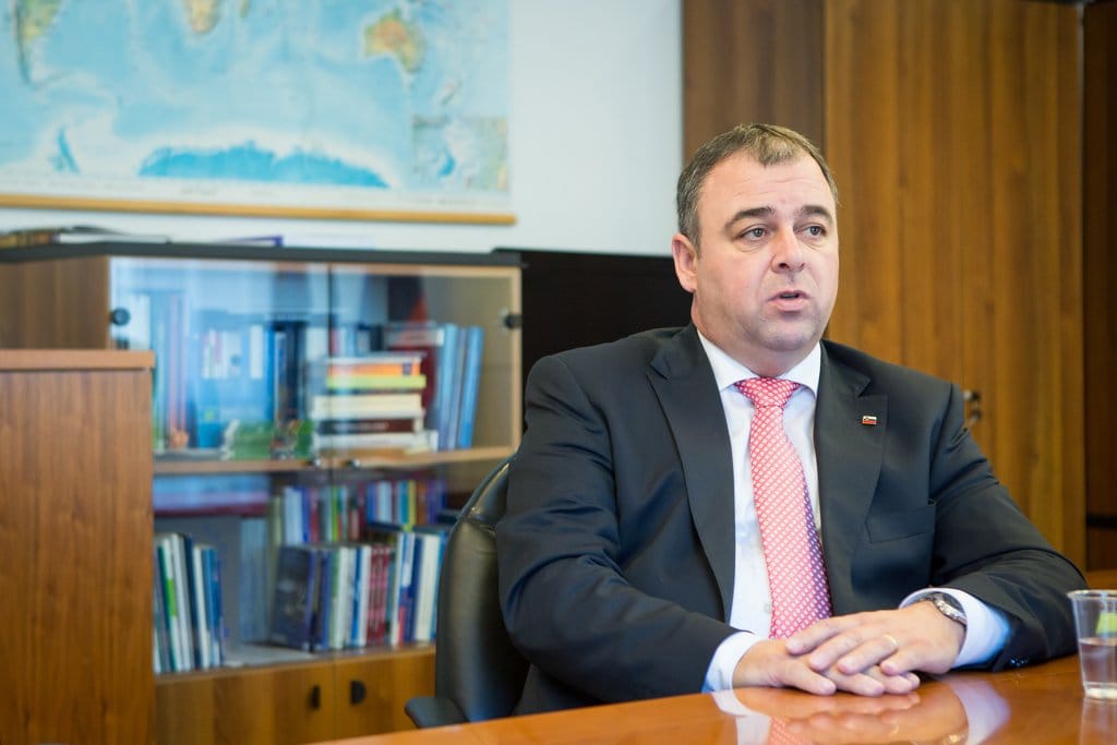 Danijel Krivec za portal Nova24TV: Prišli smo celo tako daleč, da uvažamo ministre!