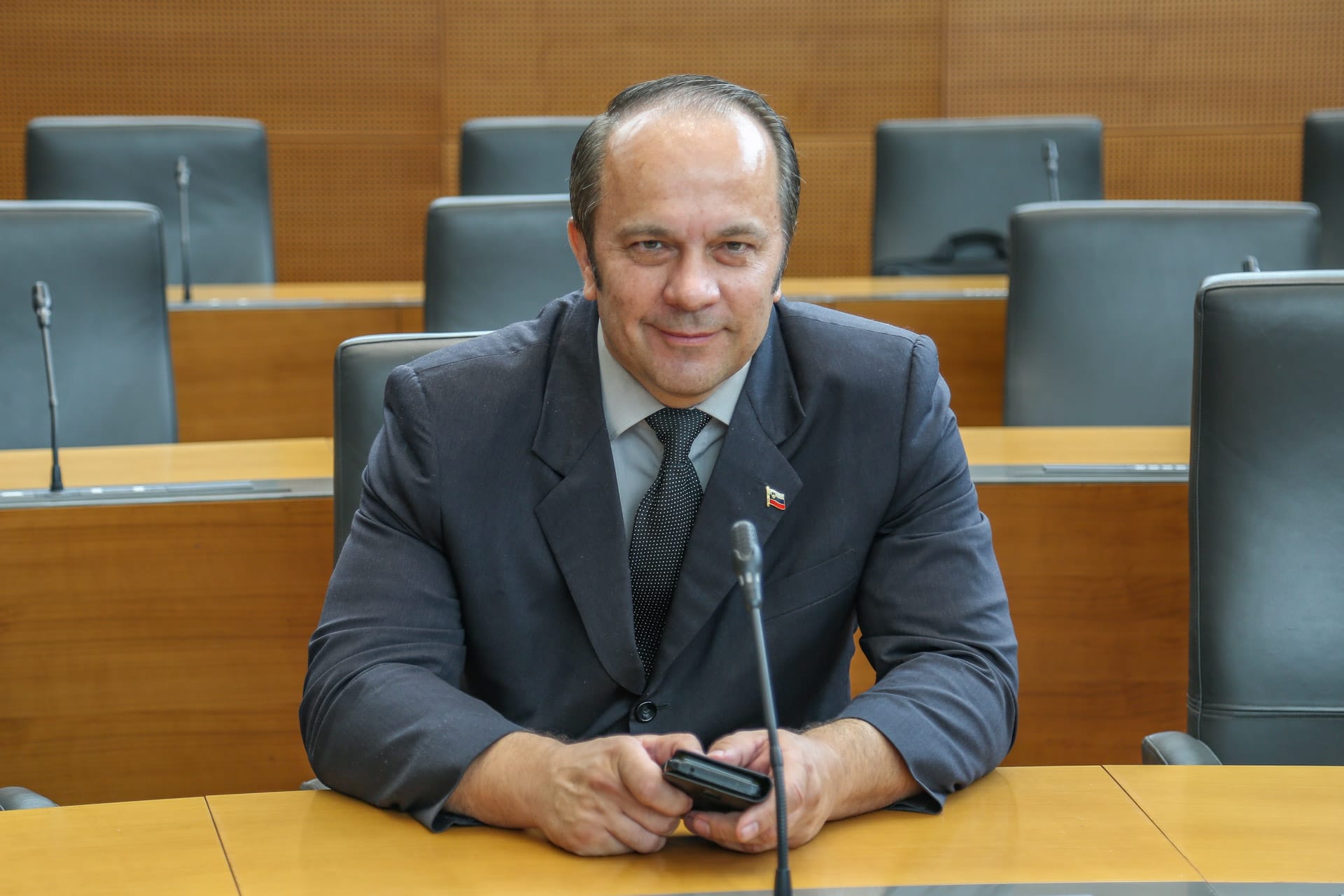 Mag. Branko Grims: Instituta družinskega pomočnika in osebnega asistenta potrebujeta spremembe