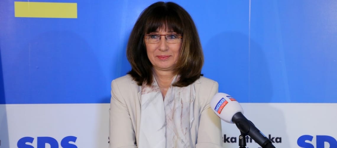 Svetniška skupina SDS Ljubljana zahteva sklic izredne seje pristojnega odbora MOL zaradi koronavirusa