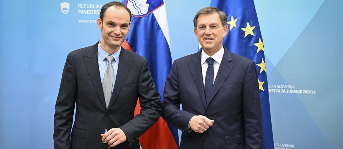Novi ministri prevzemajo posle