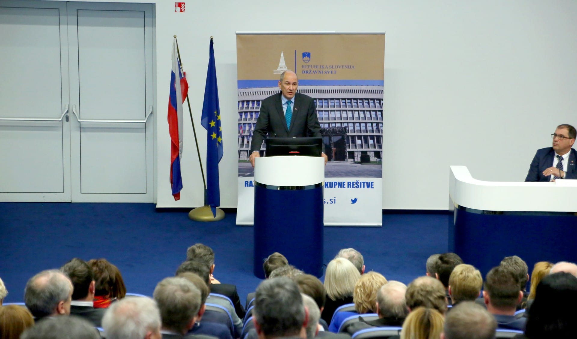 Janez Janša: Nova vlada občinam ponuja roko sodelovanja