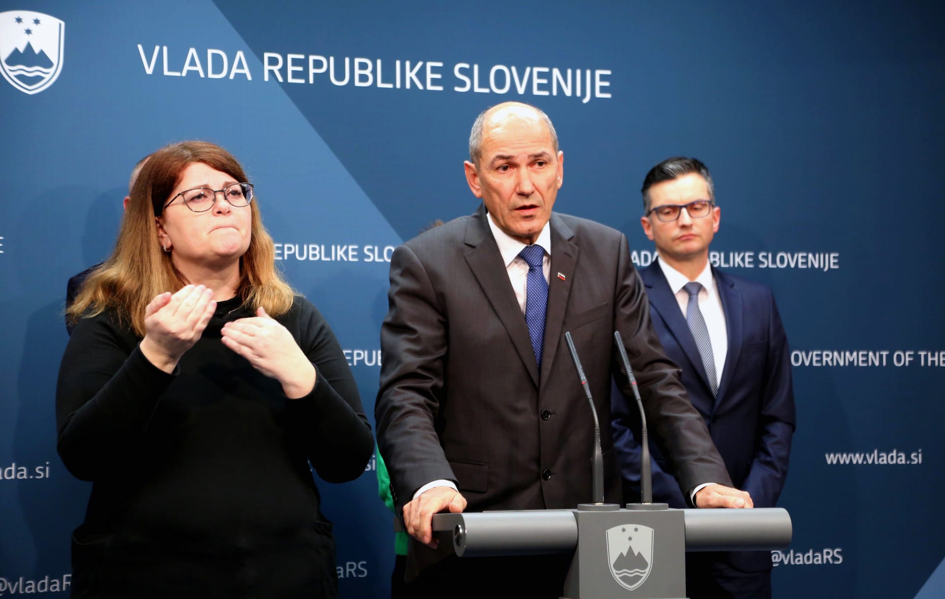 Janez Janša: Smo v občutljivi fazi, ko v zvezi s širjenjem koronavirusa poteka bitka s časom