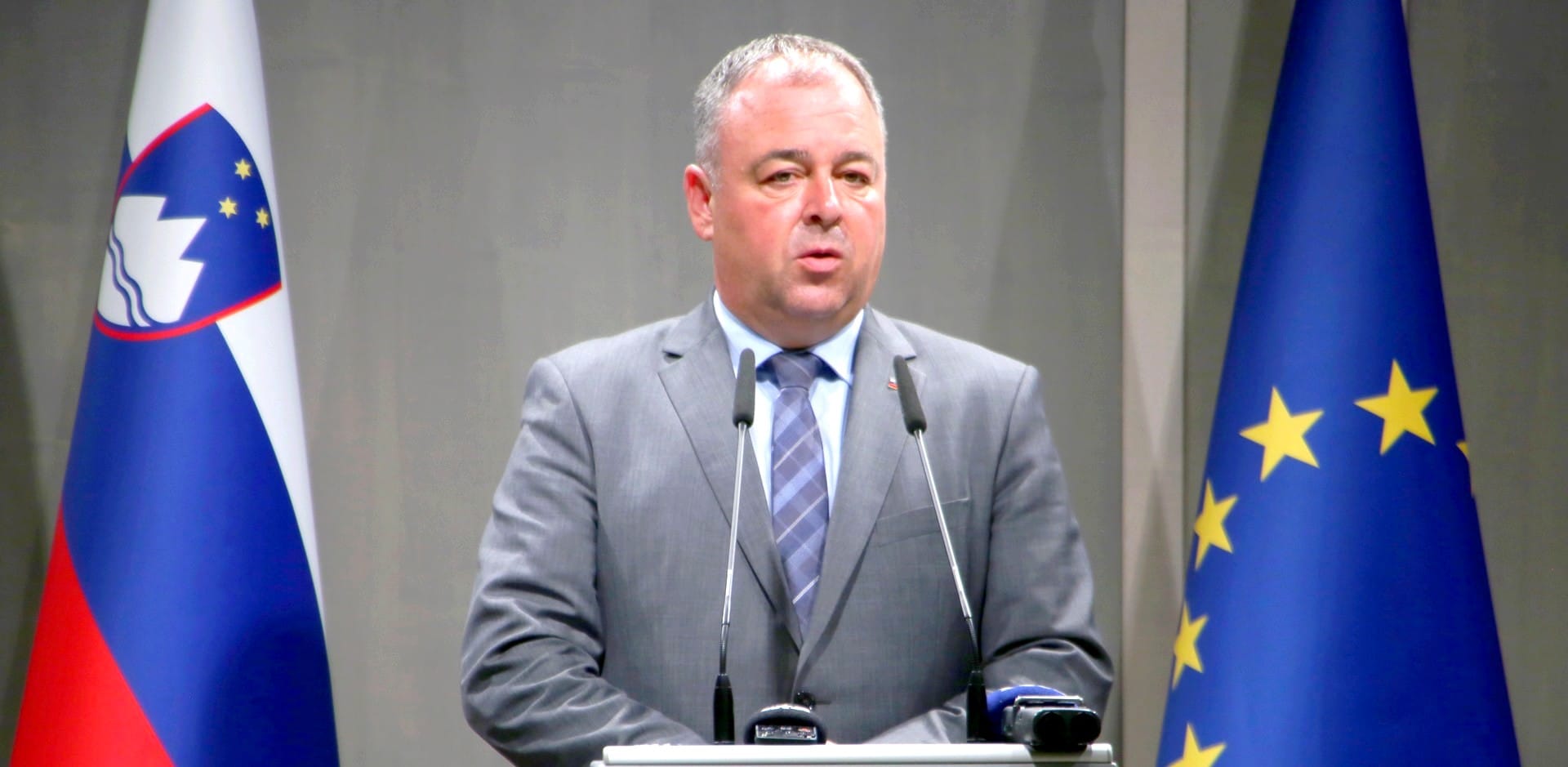 Danijel Krivec: S tretjim proti korona paketom na pomoč kritičnim panogam, kot je turizem