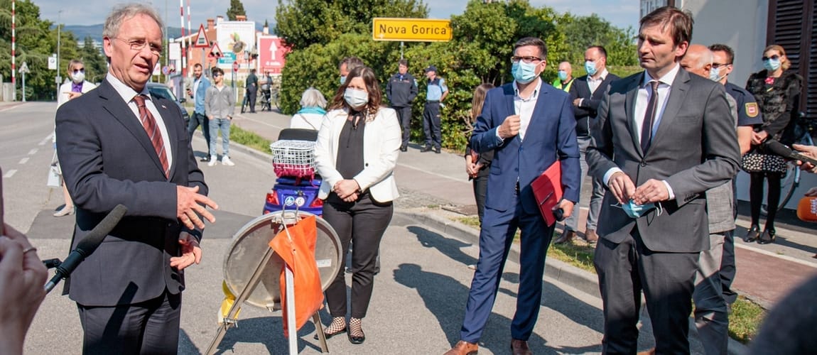 Poslanka mag. Elena Zavadlav Ušaj na srečanju z ministrom za notranje zadeve ob slovensko-italijanski meji