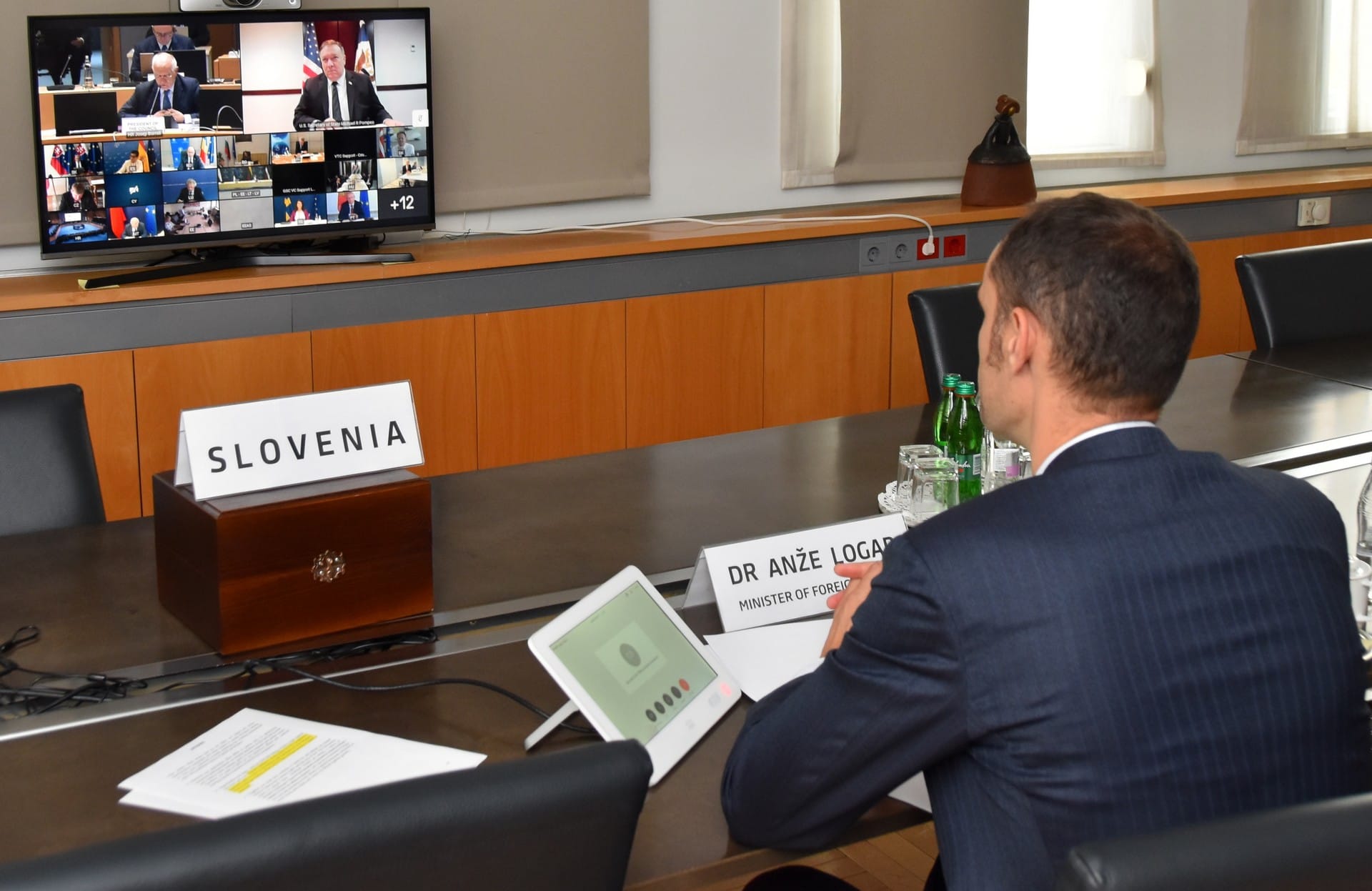 Ministri za zunanje zadeve EU z državnim sekretarjem ZDA Mikeom Pompeom o krepitvi partnerstva med EU in ZDA