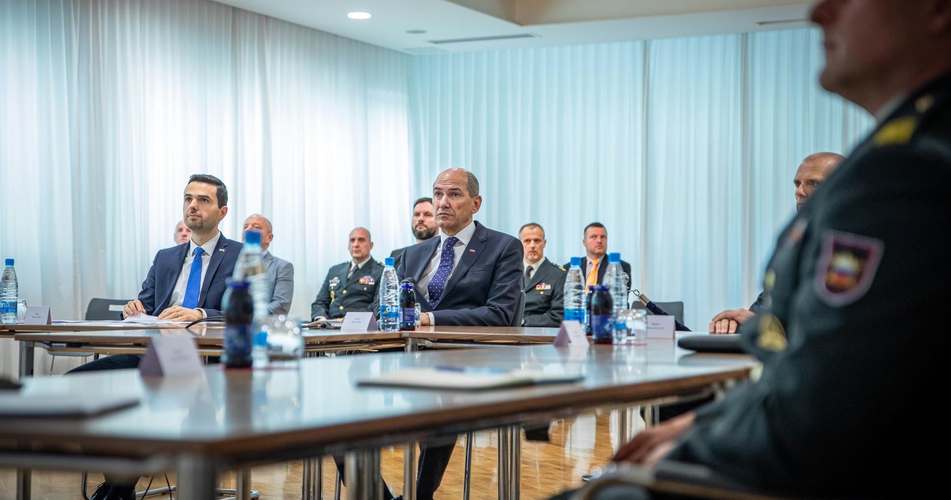 Predsednik vlade Janez Janša: Slovenski vojski bomo zagotovili ustrezne pogoje za delovanje