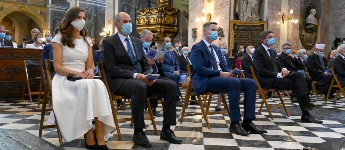 Janez Janša in poslanci SDS danes na slovesnostih ob Dnevu državnosti